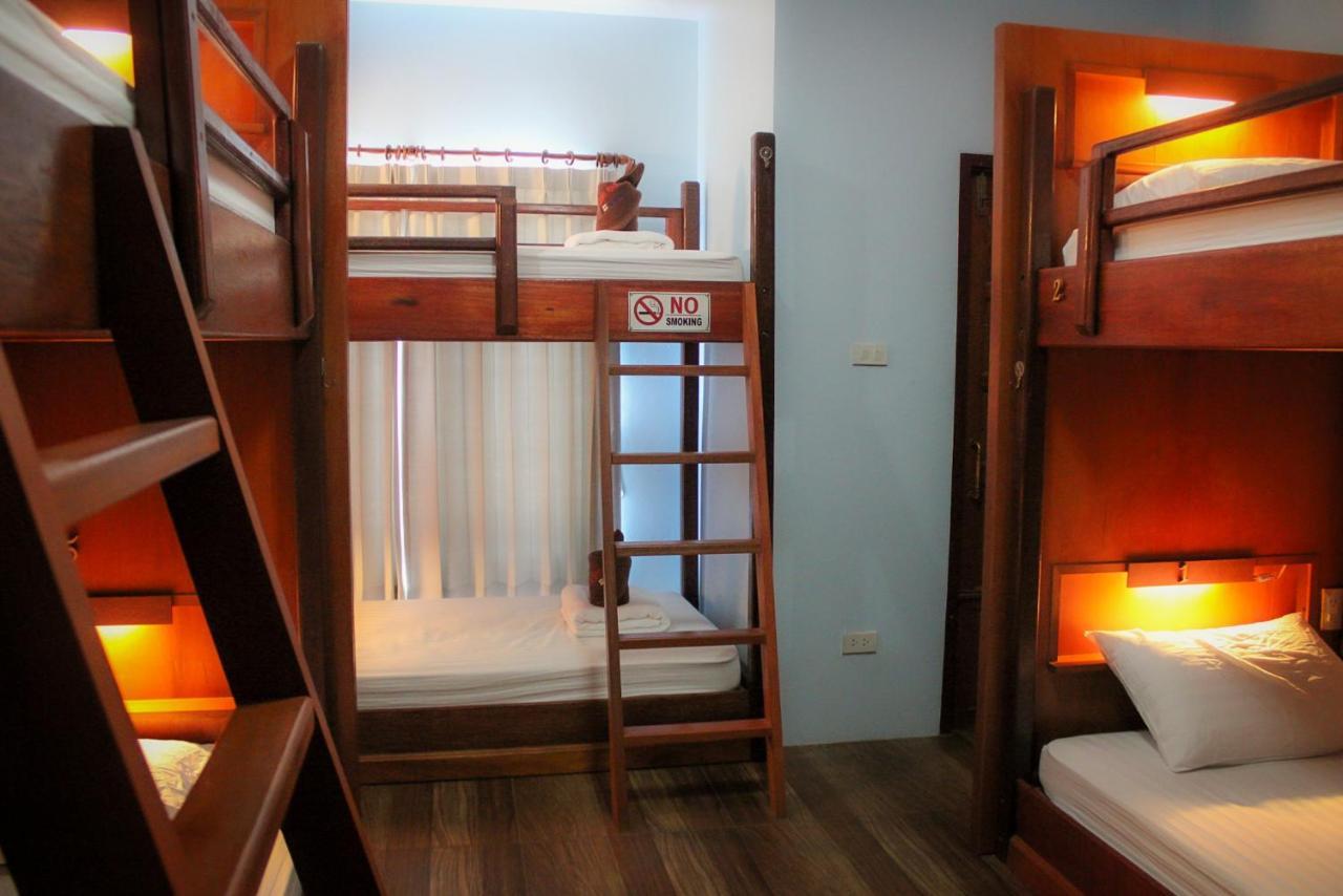 Phangan Barsay Hostel ท้องศาลา ภายนอก รูปภาพ